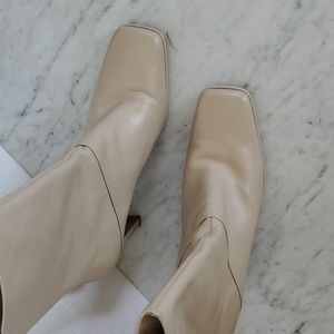 Square Toe Block Heel